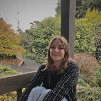 Babysitter in Papakura: Eden