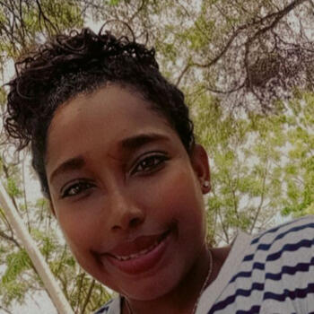 Agencia de cuidado de niños en Santa Marta: Marcela