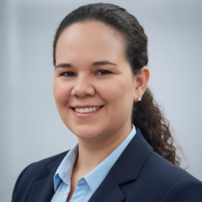 Babysitter in Governador Valadares: Nathalia