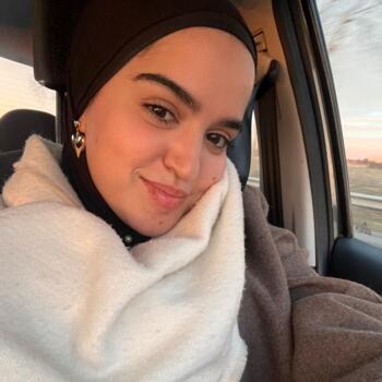 Babysitter Busnes: Meriam