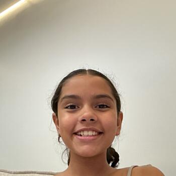 Babá em Fortaleza: Emanuela