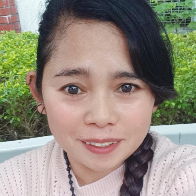 Babysitter di Kota Tangerang: Umi