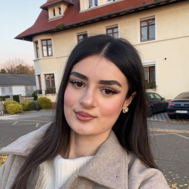 Babysitter in Rheinau: Besjana