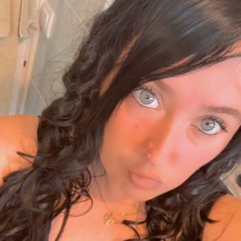 Babysitter in Annonay: Honorine