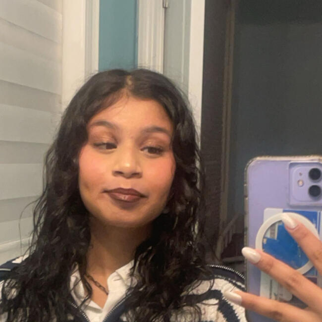 Babysitter in Ajax: Laila