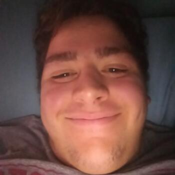 Babysitter in Destrehan: Andres