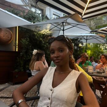 Babysitter em Loures: Alicia