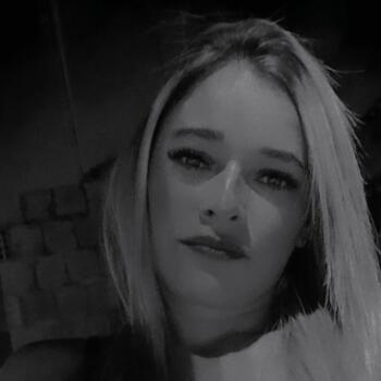 Babá Parnaíba: Flávia santos