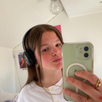 Babysitter Mechelen: Naomi