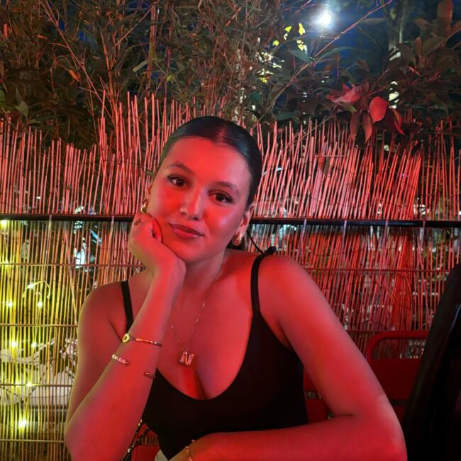 Babysitter in Bordeaux: Nouheila