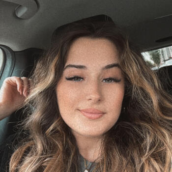 Babysitter in Lens: Anais