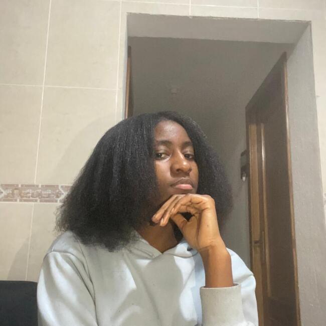 Babysitter em Bragança: Maira