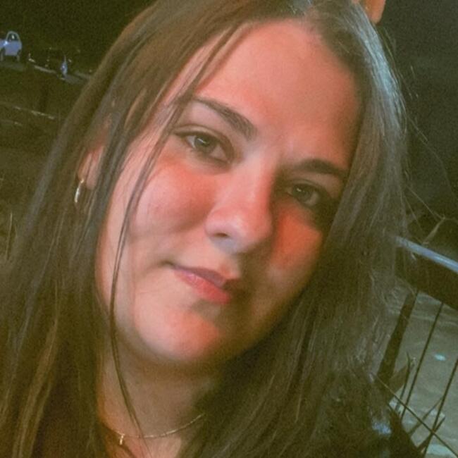 Babysitter in Aparecida de Goiânia: EMILY