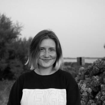 Baby-sitter in Versailles: Paola