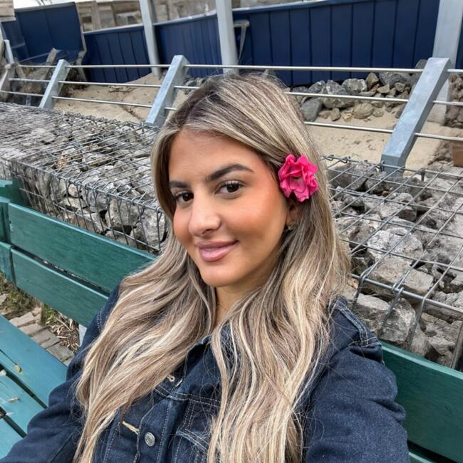 Babysitter in Cologne: Tugce