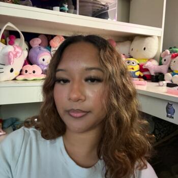 Babysitter in Houston: Angie