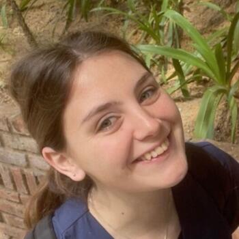 Babysitter in Buenos Aires: Isabella