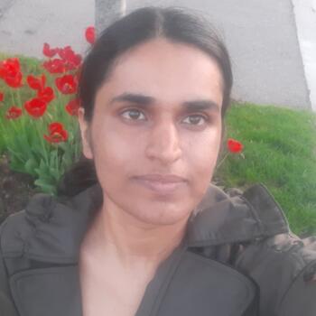 Baby-sitter Toronto: Kirti