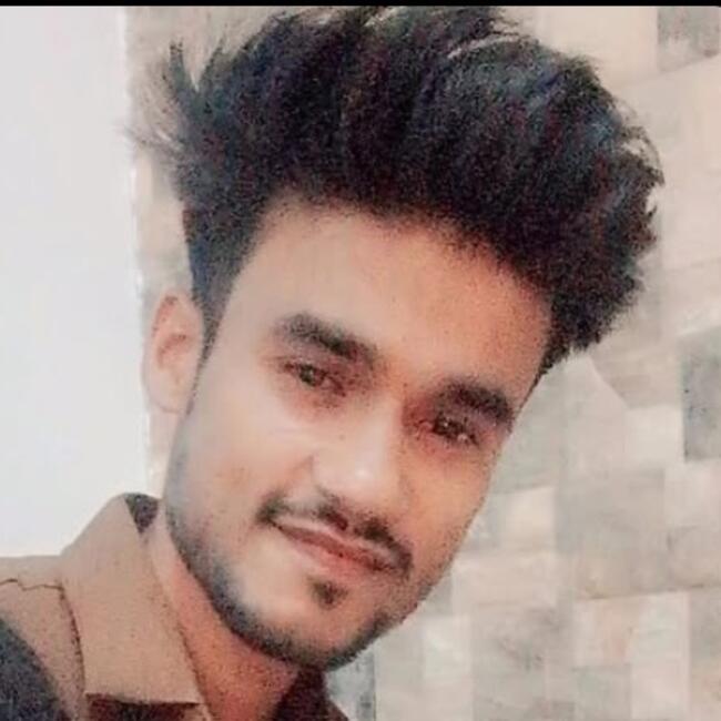 Tinsukia में बेबीसिटर: Abhishek