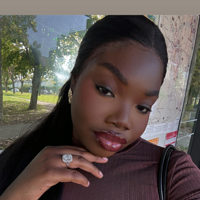 Babysitter in Châtellerault: Nsanma