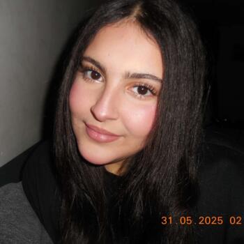 Babysitter in Nijmegen: Jasmina