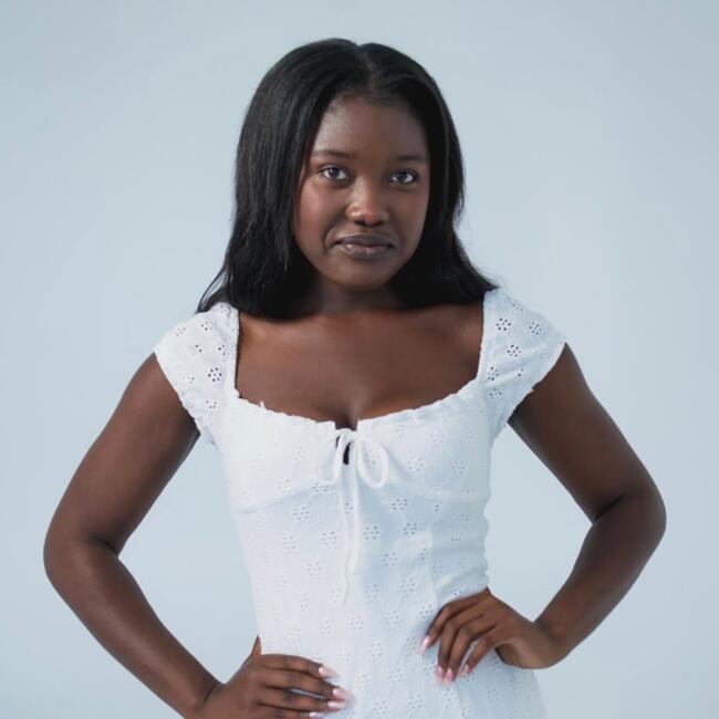 Babysitter in Los Angeles: Nilaja