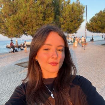 Babysitter Vila Franca de Xira: Camille