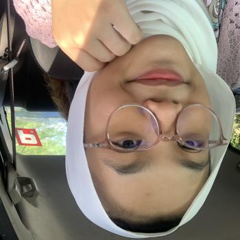 Babysitter in Kampung Baharu Nilai: Adreina