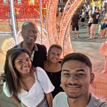 Emprego de babá em Marília: emprego de babá Carmem