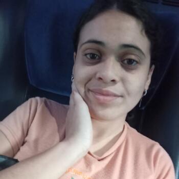 Babysitter in Pilar: Cristina