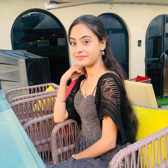 Babysitter in Surrey: Mannat