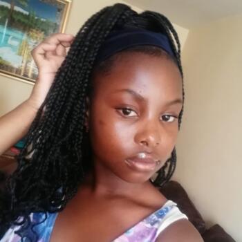 Babysitter Springs: Amy