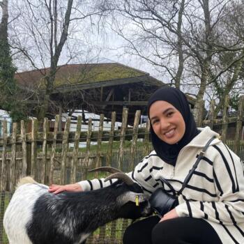 Babysitter in Herstal: Nisrine