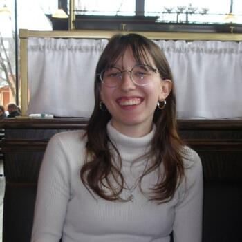 Babysitter in Moscow: Addie