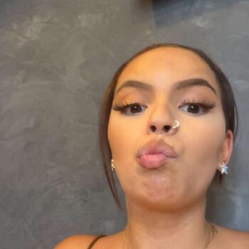 Babysitter in Toulon: Shayna