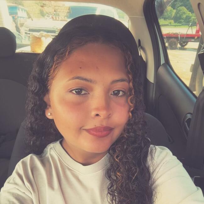 Babysitter in Curitiba: Maria Eduarda