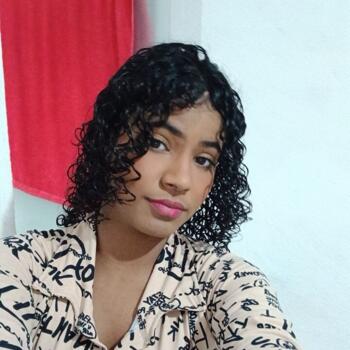 Babysitter in Caratinga: Yexiris