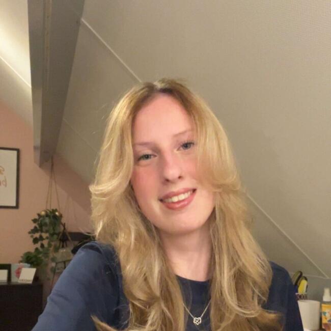 Oppas in Enschede: Nora