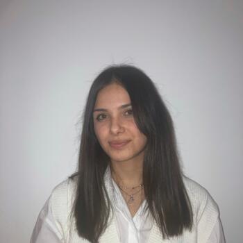 Baby-sitter in Carrières-sur-Seine: Fanny