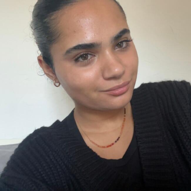 Babysitter in Nantes: Malak