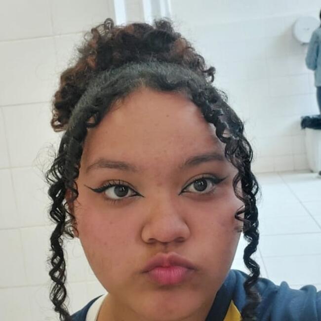 Babá em Londrina: Maria