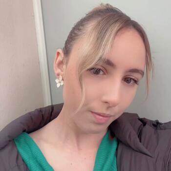 Babysitter in Melun: Sarah