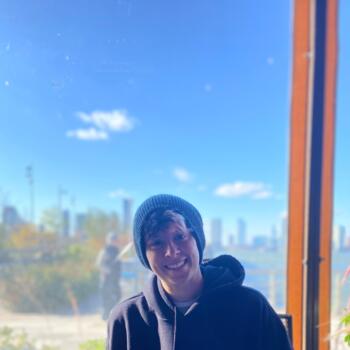 Babysitter in Westminster: Mary