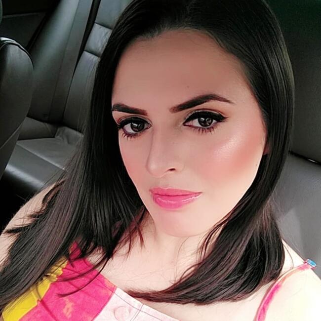 Babysitter in Tubarão: Samara