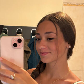 Babysitter Frontignan: Amandine