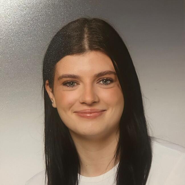 Babysitter in Salzburg: Lisa-Marie
