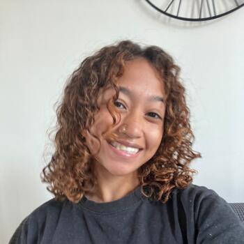 Babysitter in Meulan-en-Yvelines: Maya