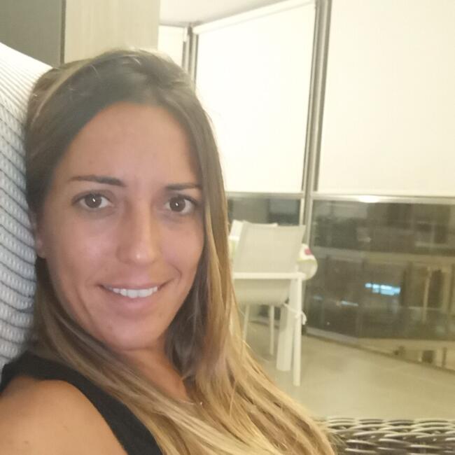 Trabajo de canguro en Badalona: Helena