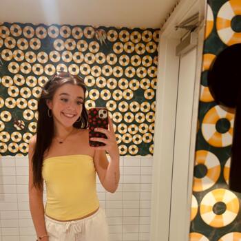 Babysitter in Clayton (Delaware): Lilyanah