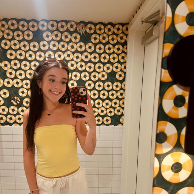 Babysitter in Clayton (Delaware): Lilyanah